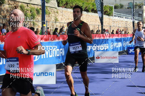 Buy your photos of the eventMeia Maratona Porto 2019 on Fotop