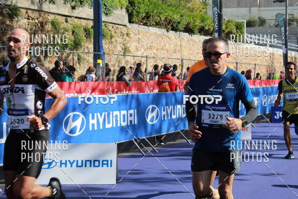 Buy your photos of the eventMeia Maratona Porto 2019 on Fotop