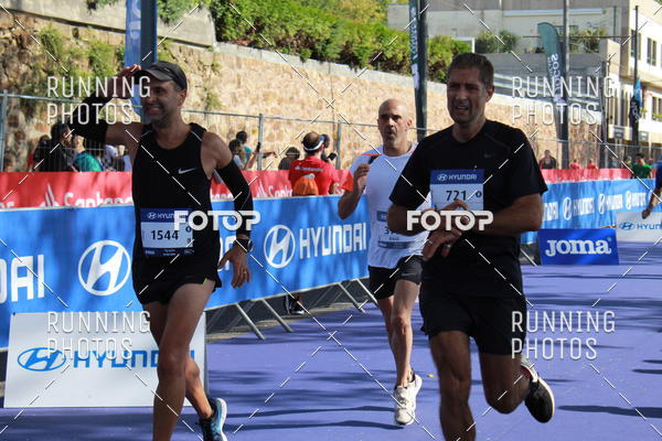 Buy your photos of the eventMeia Maratona Porto 2019 on Fotop