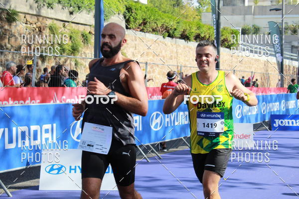 Buy your photos of the eventMeia Maratona Porto 2019 on Fotop