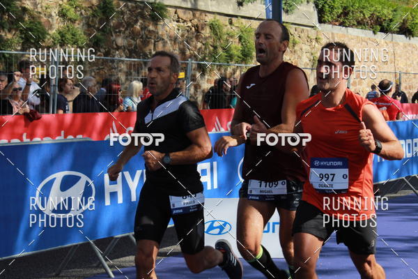 Buy your photos of the eventMeia Maratona Porto 2019 on Fotop