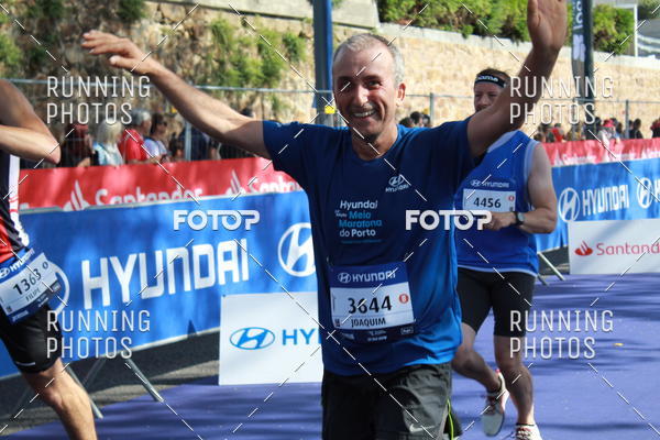 Buy your photos of the eventMeia Maratona Porto 2019 on Fotop