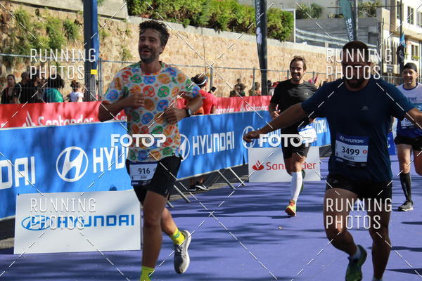 Buy your photos of the eventMeia Maratona Porto 2019 on Fotop