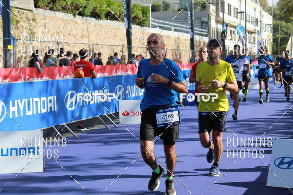 Buy your photos of the eventMeia Maratona Porto 2019 on Fotop