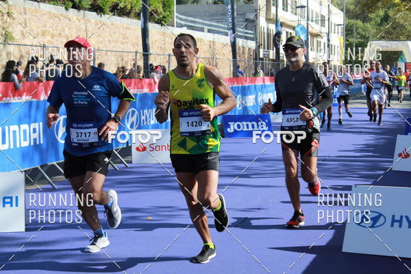Buy your photos of the eventMeia Maratona Porto 2019 on Fotop