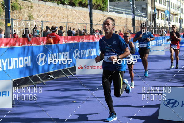 Buy your photos of the eventMeia Maratona Porto 2019 on Fotop