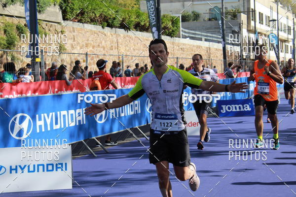 Buy your photos of the eventMeia Maratona Porto 2019 on Fotop