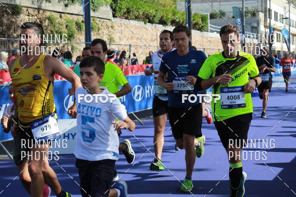 Buy your photos of the eventMeia Maratona Porto 2019 on Fotop