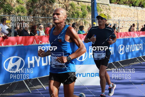 Buy your photos of the eventMeia Maratona Porto 2019 on Fotop