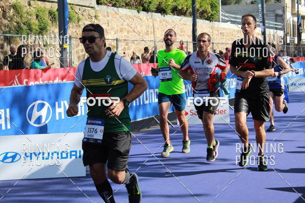 Buy your photos of the eventMeia Maratona Porto 2019 on Fotop
