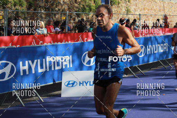 Buy your photos of the eventMeia Maratona Porto 2019 on Fotop