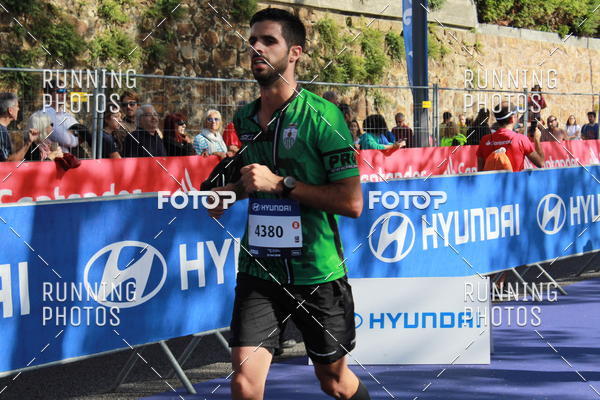 Buy your photos of the eventMeia Maratona Porto 2019 on Fotop