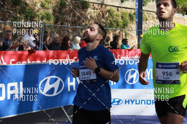 Buy your photos of the eventMeia Maratona Porto 2019 on Fotop