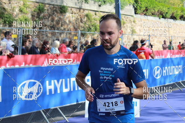 Buy your photos of the eventMeia Maratona Porto 2019 on Fotop