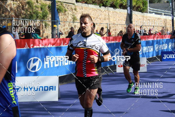 Buy your photos of the eventMeia Maratona Porto 2019 on Fotop