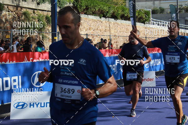 Buy your photos of the eventMeia Maratona Porto 2019 on Fotop