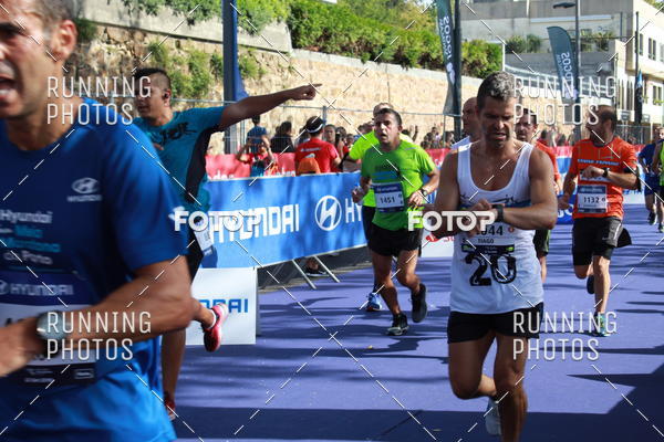 Buy your photos of the eventMeia Maratona Porto 2019 on Fotop