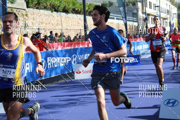 Buy your photos of the eventMeia Maratona Porto 2019 on Fotop