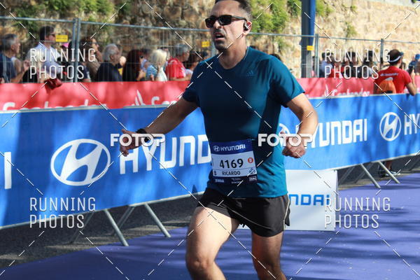 Buy your photos of the eventMeia Maratona Porto 2019 on Fotop