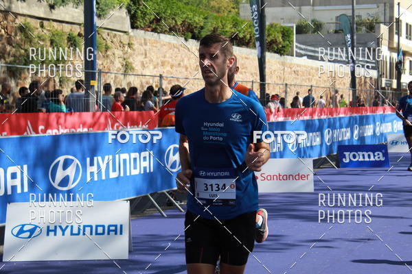 Buy your photos of the eventMeia Maratona Porto 2019 on Fotop