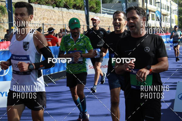 Buy your photos of the eventMeia Maratona Porto 2019 on Fotop