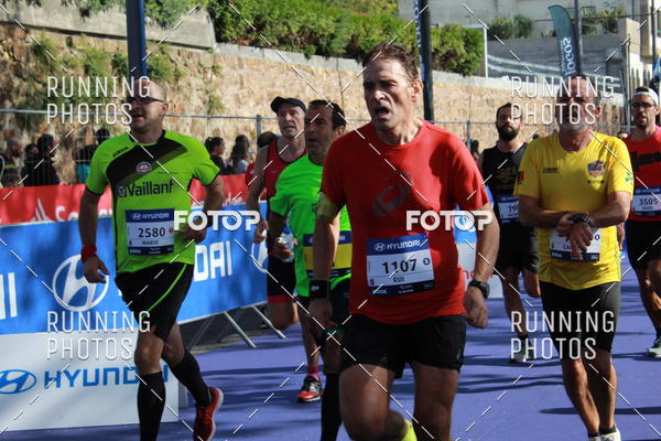 Buy your photos of the eventMeia Maratona Porto 2019 on Fotop