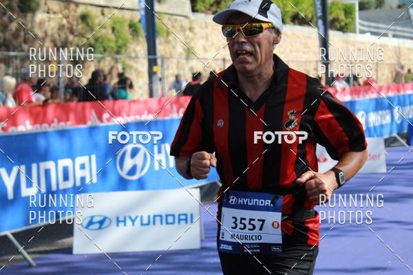 Buy your photos of the eventMeia Maratona Porto 2019 on Fotop