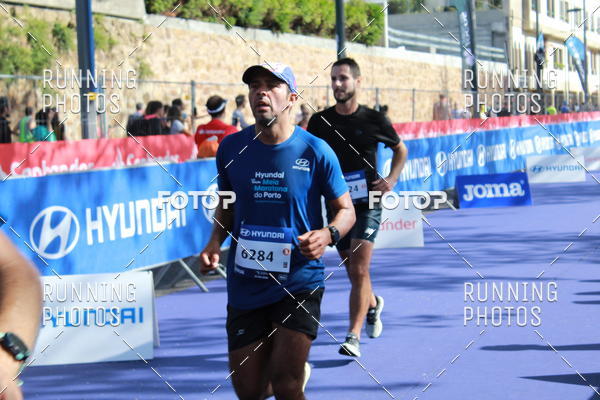 Buy your photos of the eventMeia Maratona Porto 2019 on Fotop
