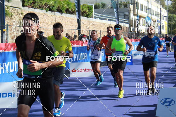 Buy your photos of the eventMeia Maratona Porto 2019 on Fotop