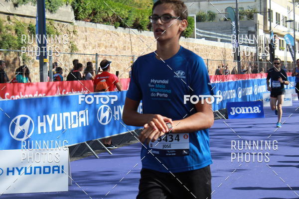 Buy your photos of the eventMeia Maratona Porto 2019 on Fotop