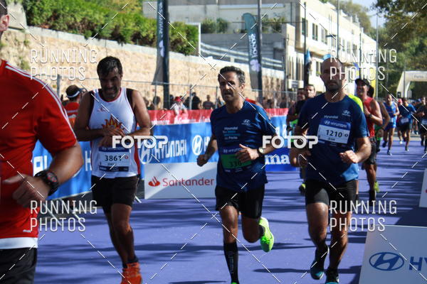Buy your photos of the eventMeia Maratona Porto 2019 on Fotop