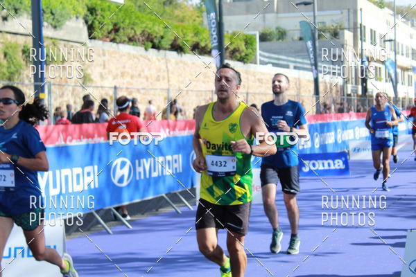 Buy your photos of the eventMeia Maratona Porto 2019 on Fotop