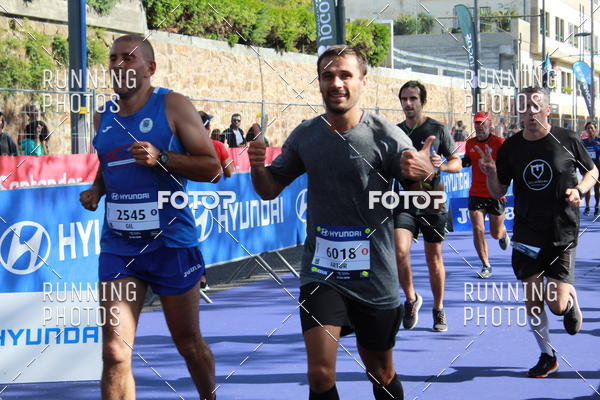 Buy your photos of the eventMeia Maratona Porto 2019 on Fotop