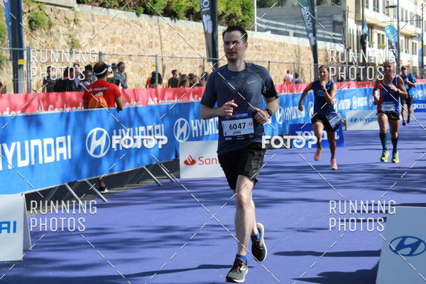 Buy your photos of the eventMeia Maratona Porto 2019 on Fotop
