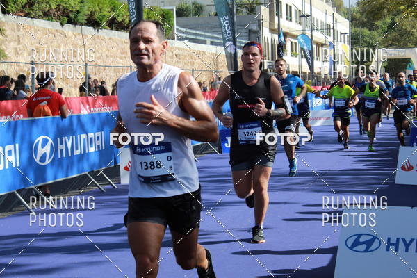 Buy your photos of the eventMeia Maratona Porto 2019 on Fotop