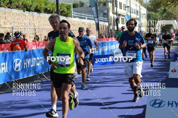 Buy your photos of the eventMeia Maratona Porto 2019 on Fotop