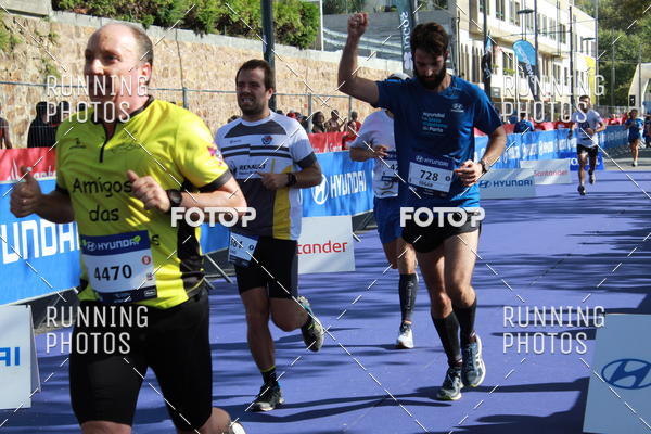 Buy your photos of the eventMeia Maratona Porto 2019 on Fotop