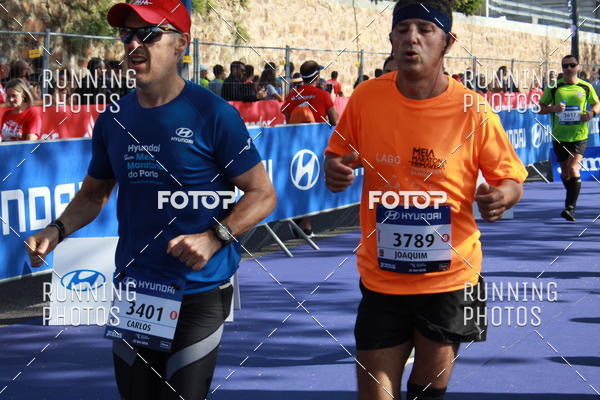 Buy your photos of the eventMeia Maratona Porto 2019 on Fotop