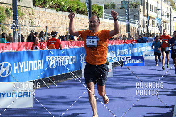 Buy your photos of the eventMeia Maratona Porto 2019 on Fotop