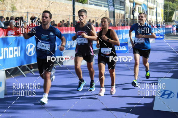 Buy your photos of the eventMeia Maratona Porto 2019 on Fotop