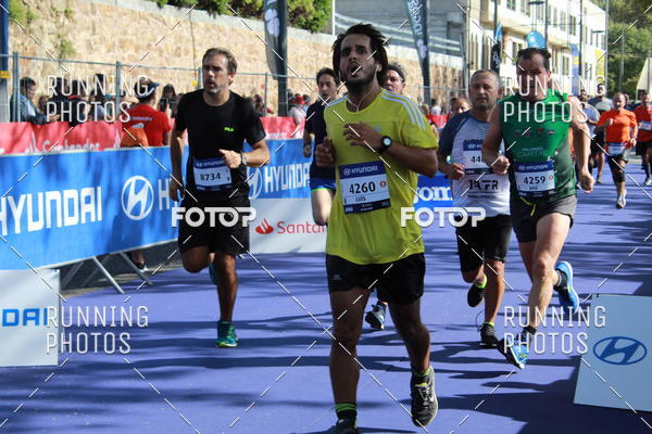 Buy your photos of the eventMeia Maratona Porto 2019 on Fotop