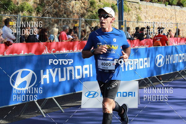 Buy your photos of the eventMeia Maratona Porto 2019 on Fotop