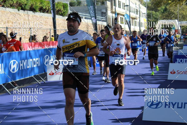 Buy your photos of the eventMeia Maratona Porto 2019 on Fotop