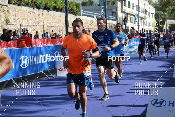 Buy your photos of the eventMeia Maratona Porto 2019 on Fotop