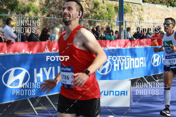 Buy your photos of the eventMeia Maratona Porto 2019 on Fotop