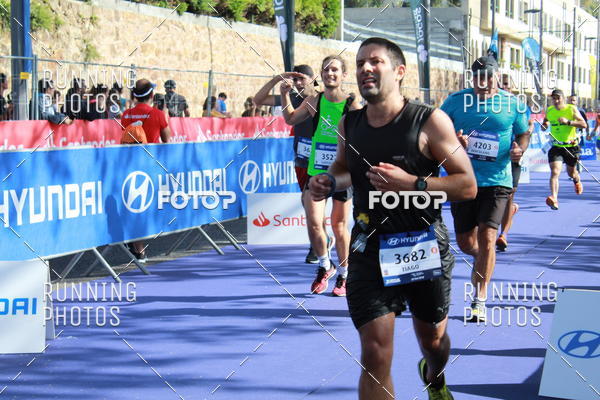 Buy your photos of the eventMeia Maratona Porto 2019 on Fotop