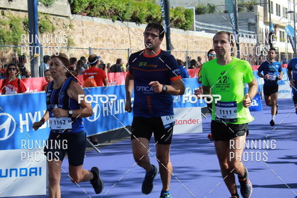 Buy your photos of the eventMeia Maratona Porto 2019 on Fotop