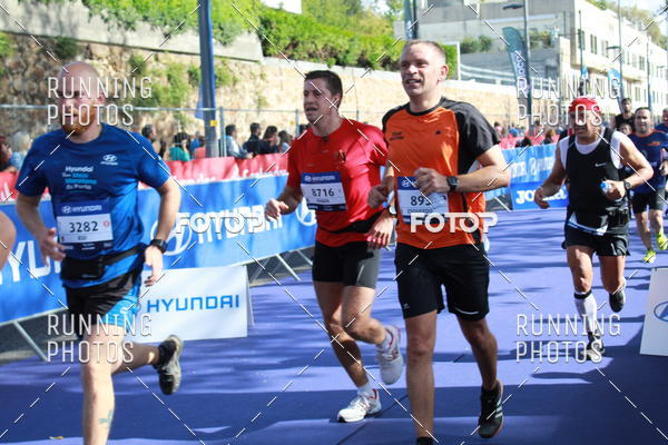 Buy your photos of the eventMeia Maratona Porto 2019 on Fotop