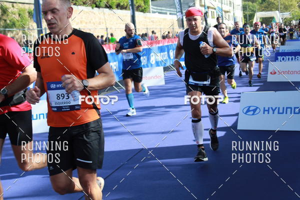 Buy your photos of the eventMeia Maratona Porto 2019 on Fotop