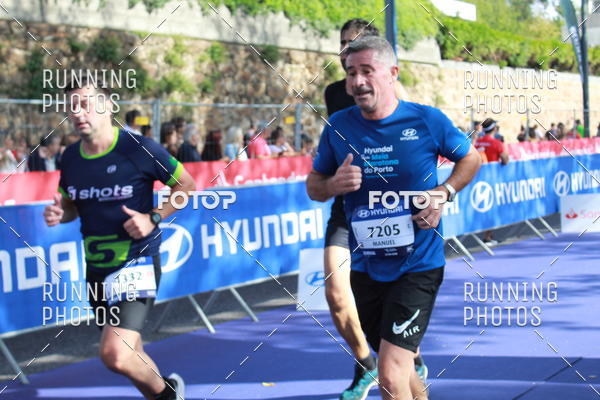 Buy your photos of the eventMeia Maratona Porto 2019 on Fotop